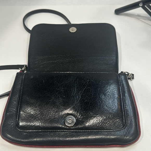 BRIGHTON black & red leather Crossbody with flowers - Picture 2 of 5
